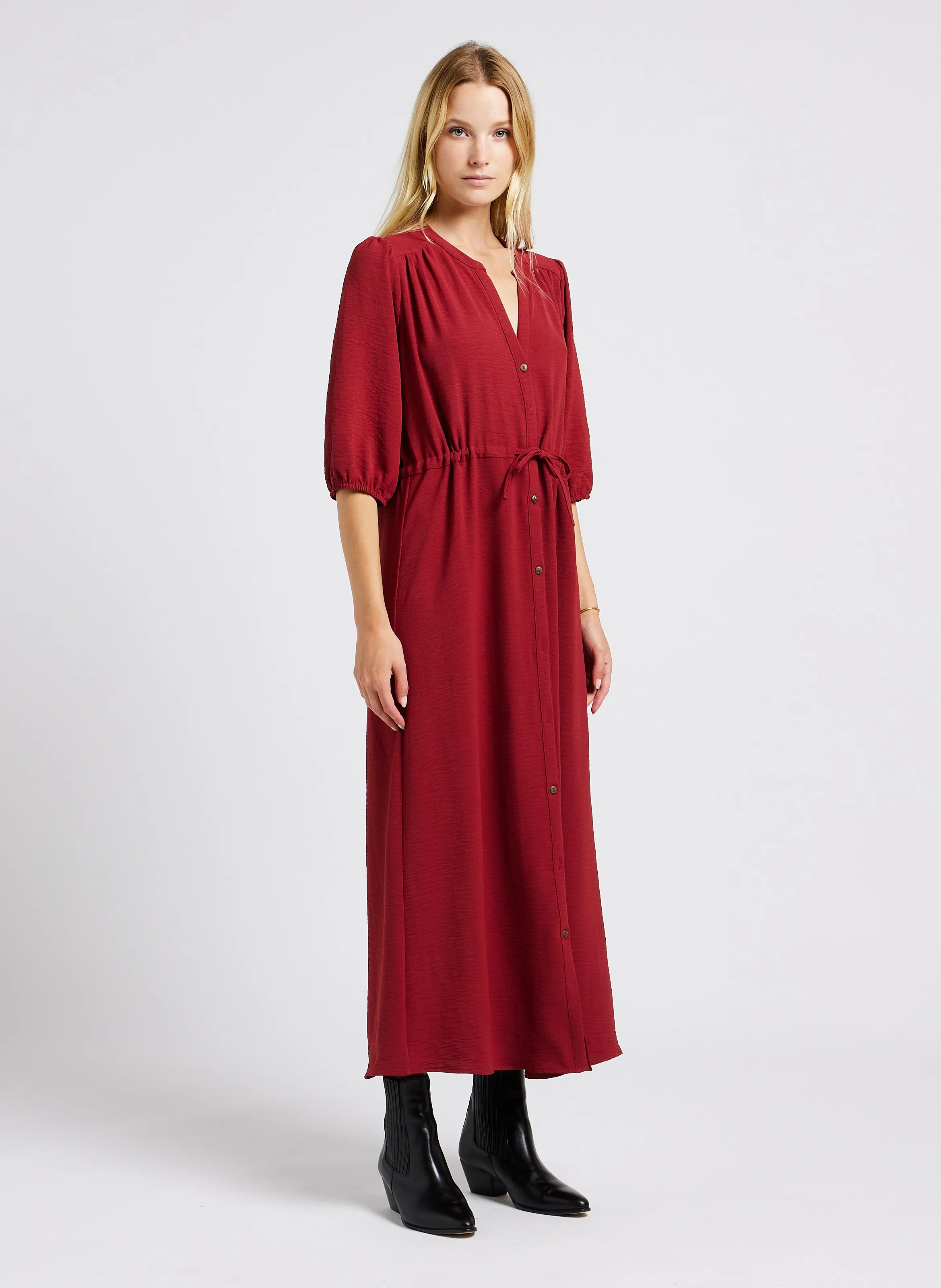 LAURENCE  VESTIDO LARGO CON CUELLO TUNECINO EN MARRON