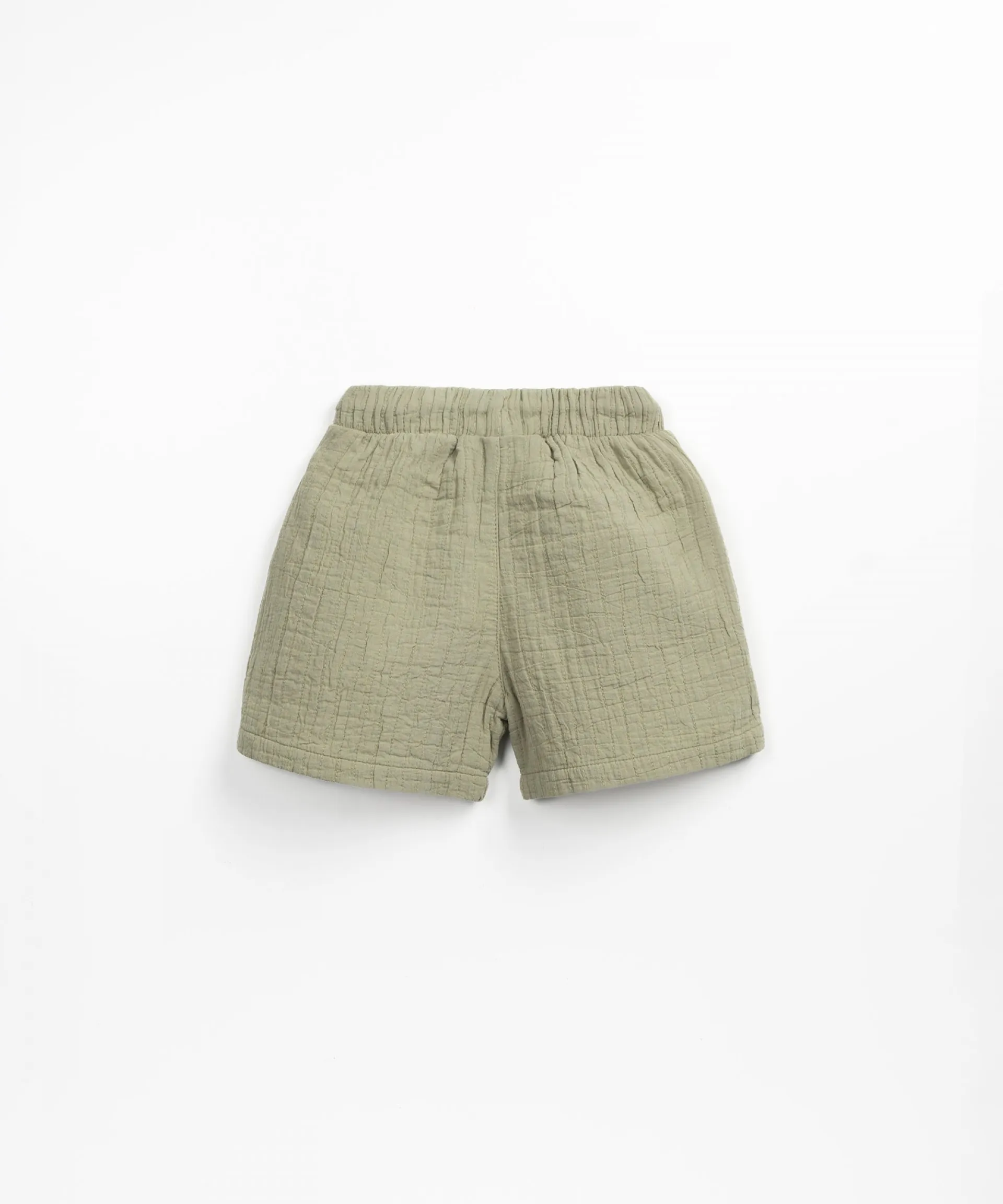 Pantalón corto de tela con bolsillos | Textile Art